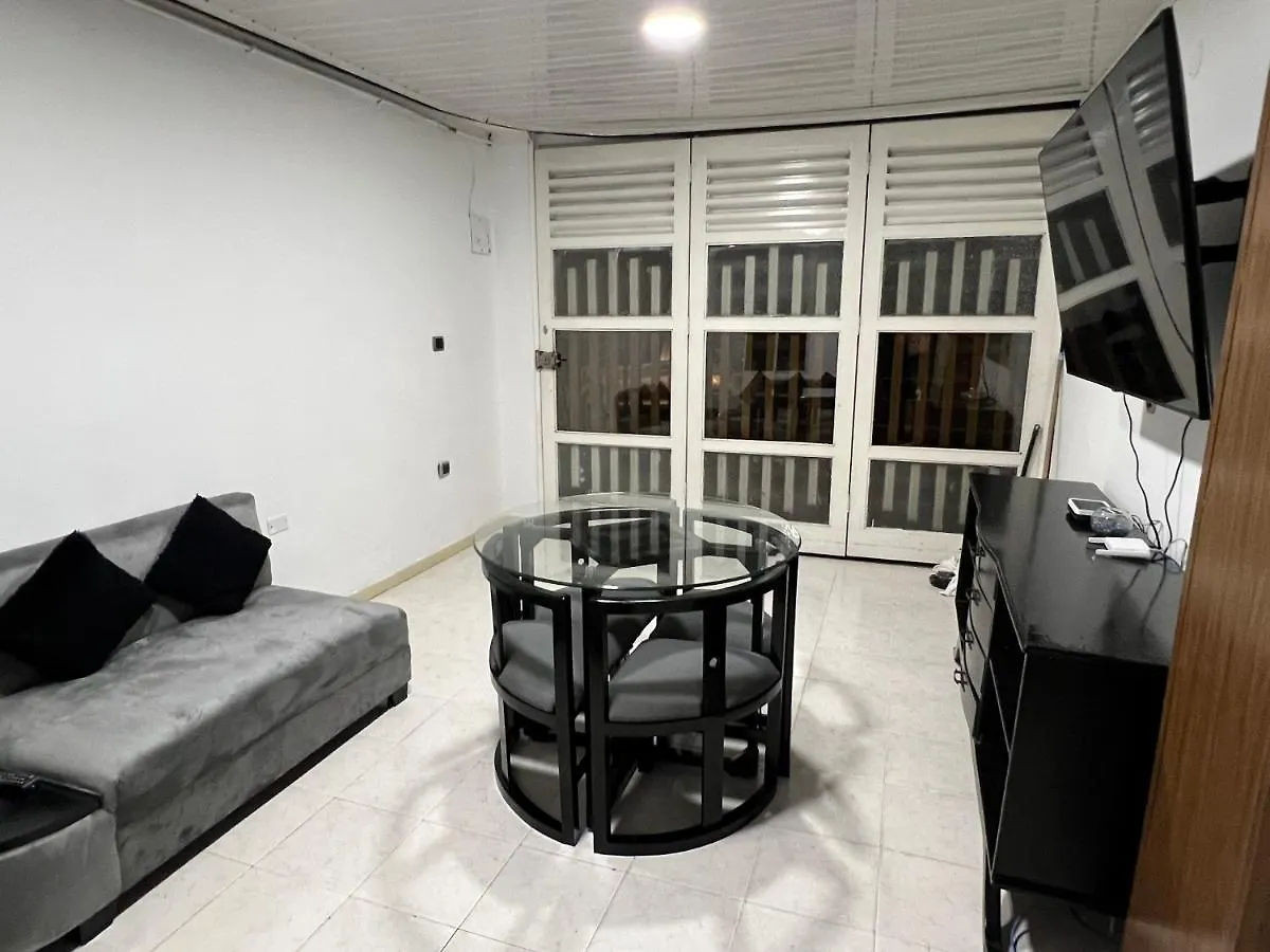 Hermoso Apartaestudio Con Excelente Ubicacion Medellín 0*,  Kolumbia